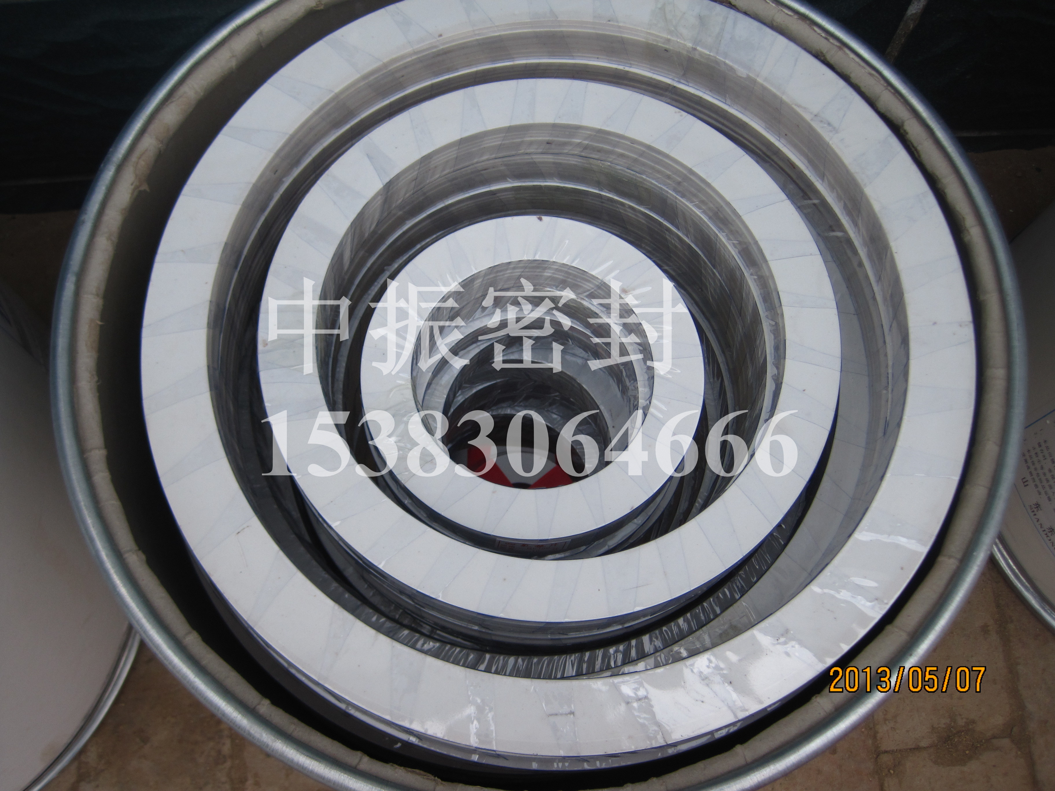 �S���N�۴�ֱ��PTFE�|Ƭ���ķ��|Ƭ�r(ji��)���