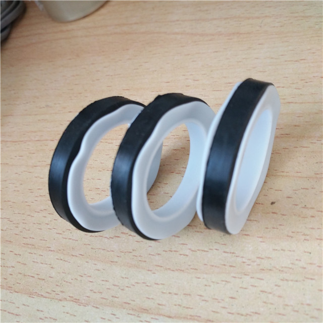 �N�ۺ������ķ���ϩ�A���|Ƭ���؏��Ժ�