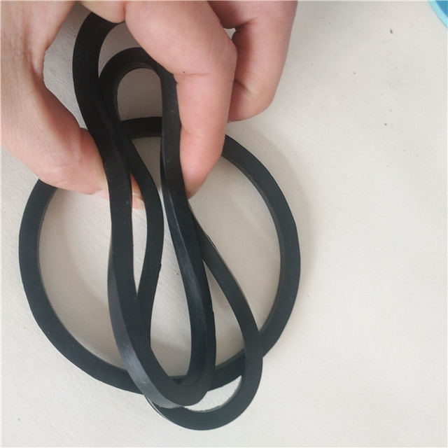 �S�Ҷ������z�˿׉|Ƭ������A���܃�(y��u)Խ